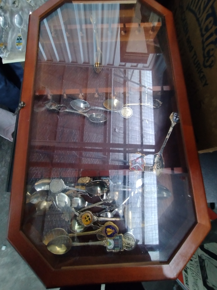 Kennards Self Storage Mile End Bid on Storage auction IB-2075