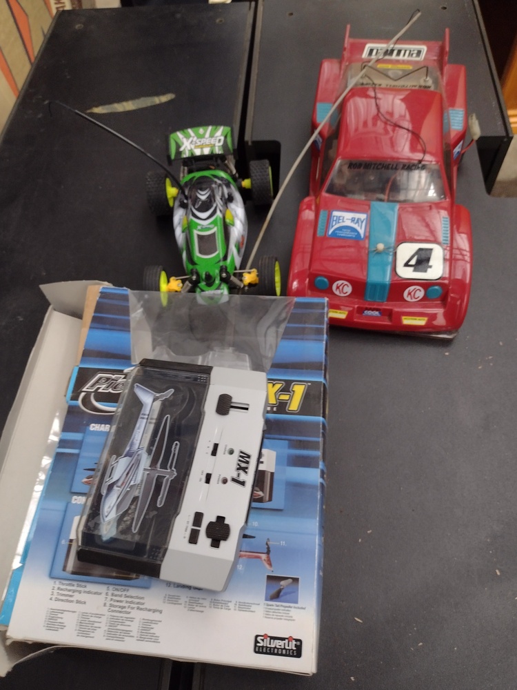 Kennards Self Storage Mile End Storage centre Auctions auction IB-2075