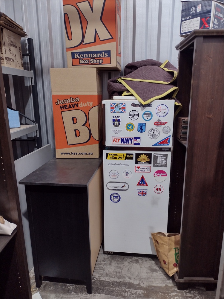 Kennards Self Storage Mile End Bid on Self Storage Unit auction IB-3281