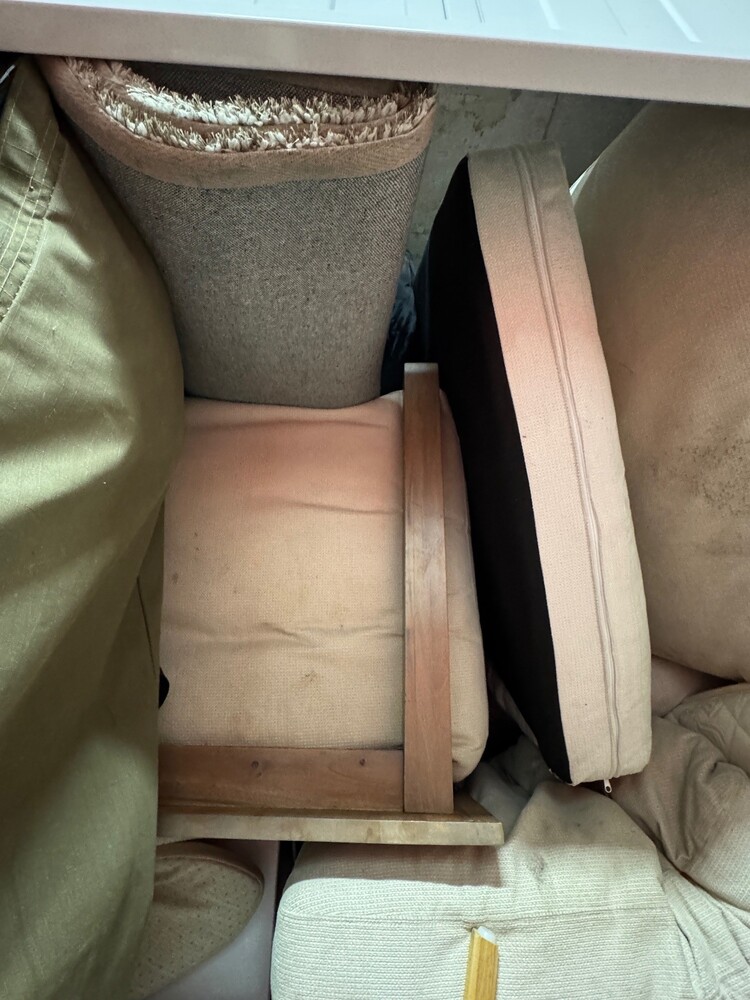 StoreLocal Pacific Pines Self Storage Unit auction IB-2913