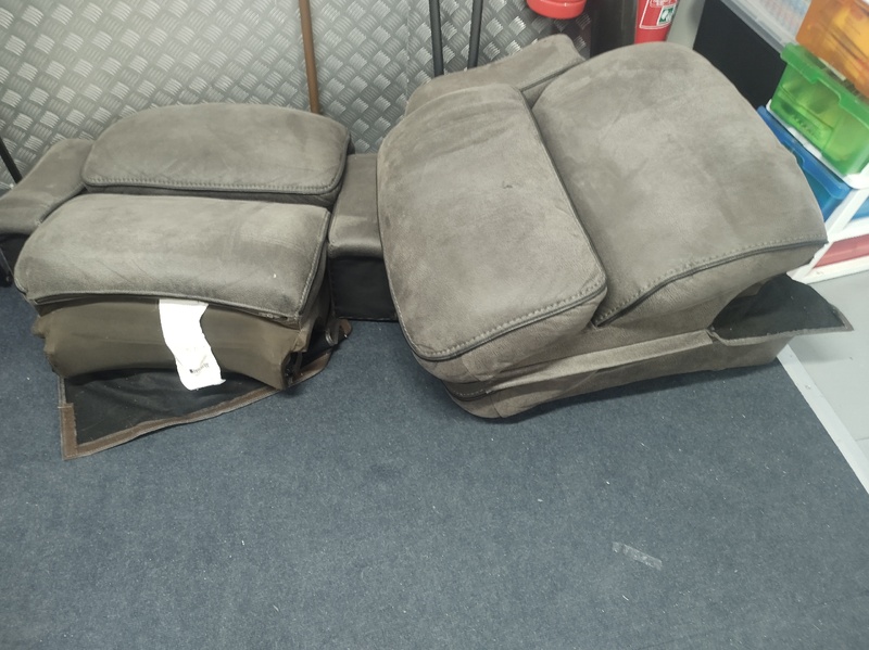 Kennards Self Storage Penrith Bid on Storage auction IB-7461