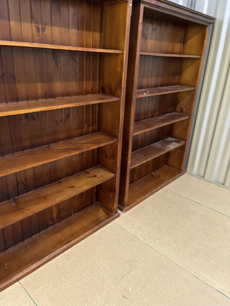 Wilson Storage Williamstown Abandoned Self Storage Auctions auction IB-2916