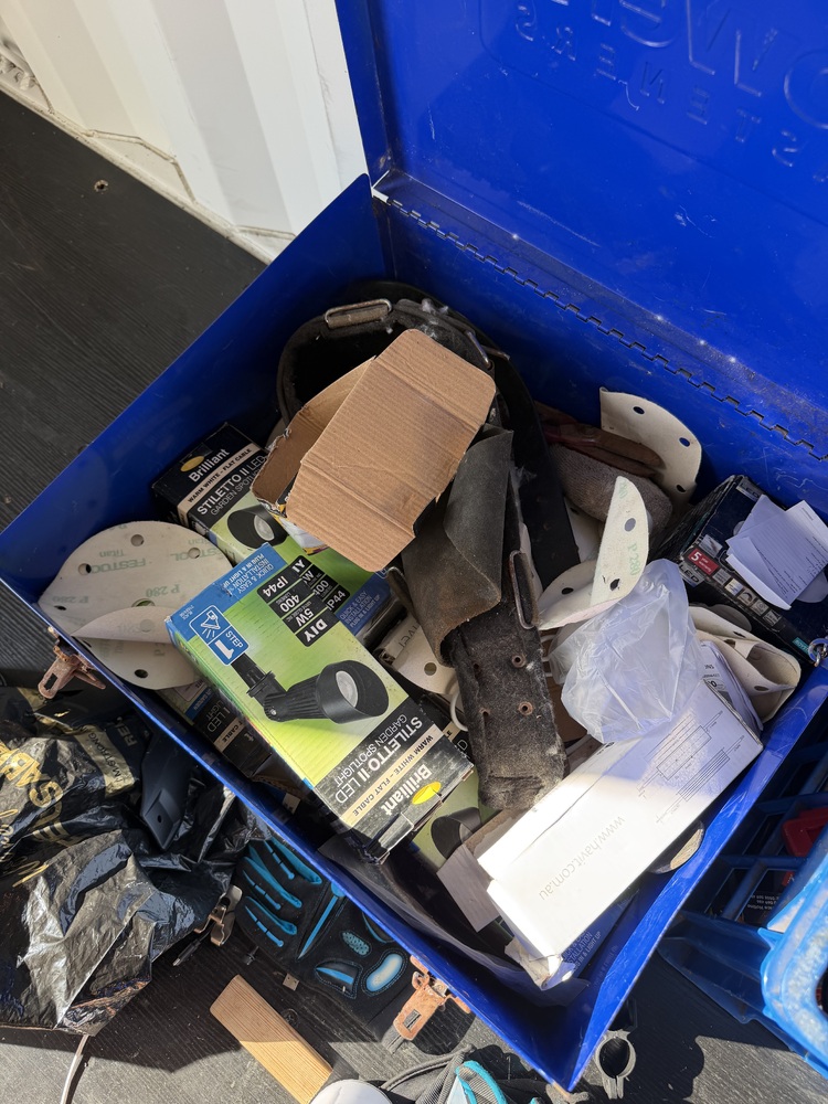 Storage Land Archerfield Abandoned Storage Auctions auction IB-1670