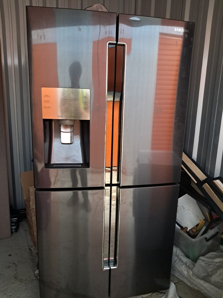 Storage King Woodville North Abandoned Storage centre Auctions auction IB-3093