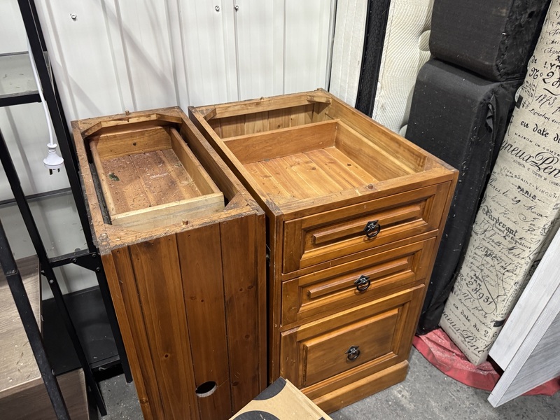 Storage King O`Sullivan Beach Abandoned Self Storage Auctions auction IB-9523