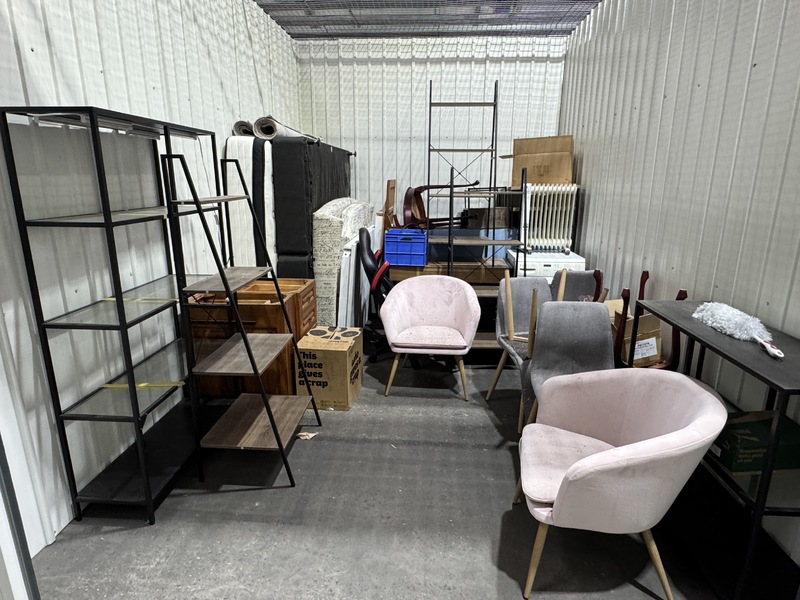 Storage King O`Sullivan Beach Abandoned Storage garage Auctions auction IB-9523