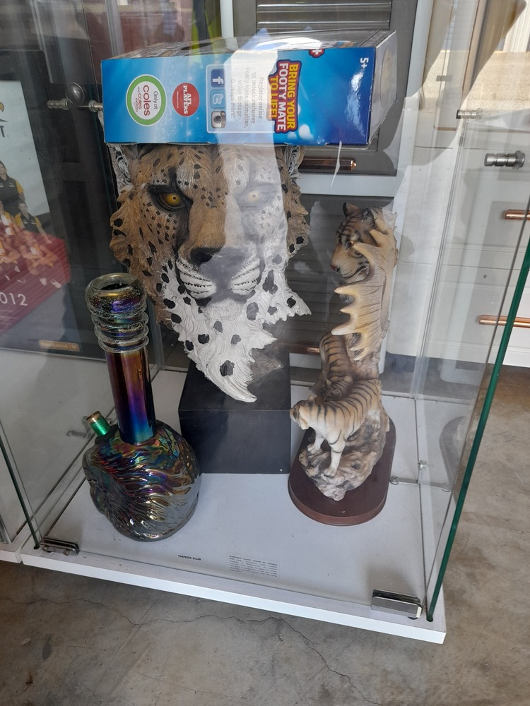 Storage King Maddington Storage Facility Unit auction IB-5072