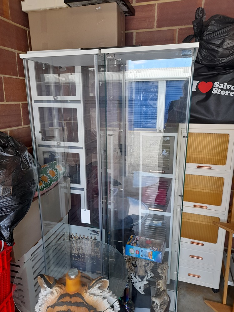 Storage King Maddington Self Storage Auctions auction IB-5072