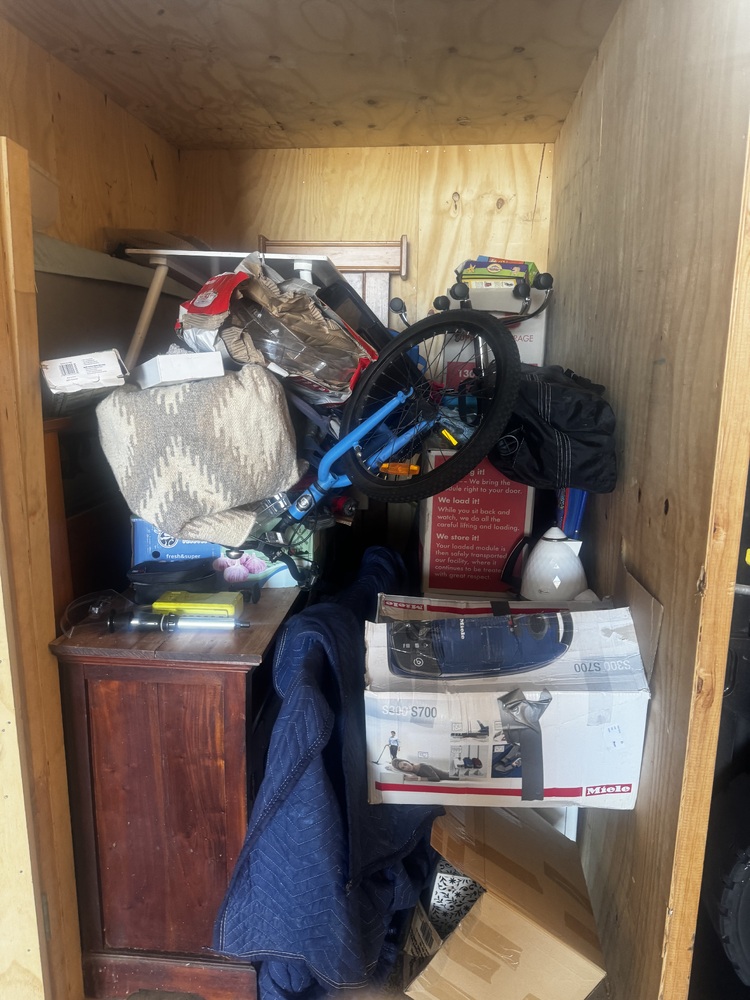 SuperEasy Storage Perth South Self Storage Unit auction IB-9427