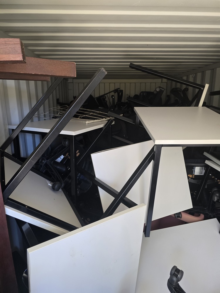 Self storage central  acacia Ridge  Bid on Storage Unit auction IB-3789