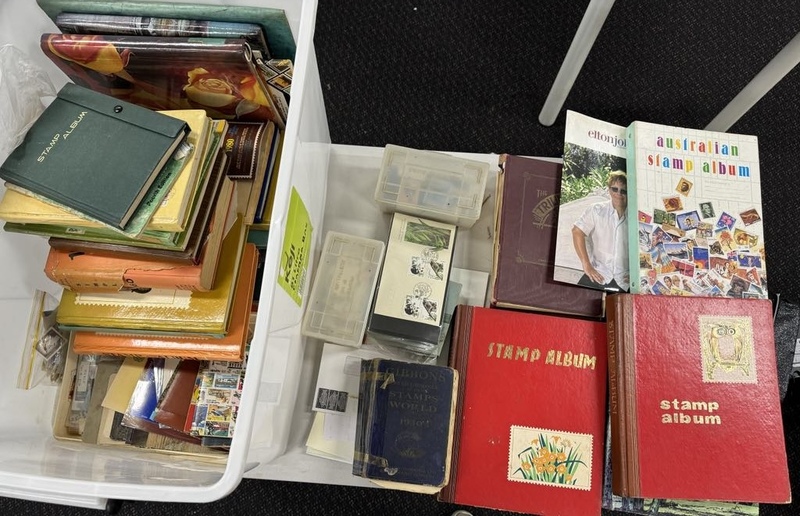 D. Koutts - Private Seller Abandoned Storage garage Auctions auction IB-1653