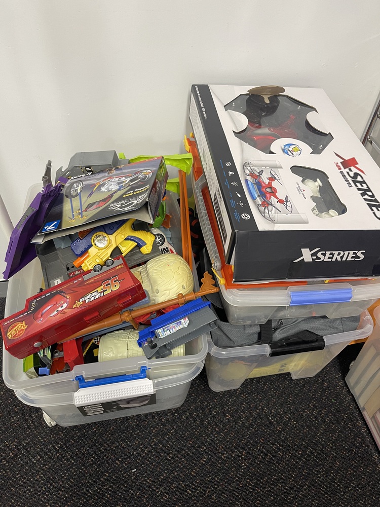 D. Koutts - Private Seller Storage garage Auctions auction IB-1653