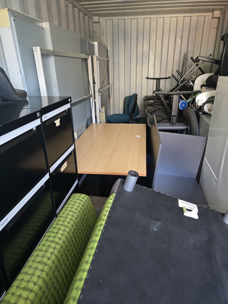 Self Storage Central Coopers Plains  Abandoned Self Storage Auctions auction IB-9243