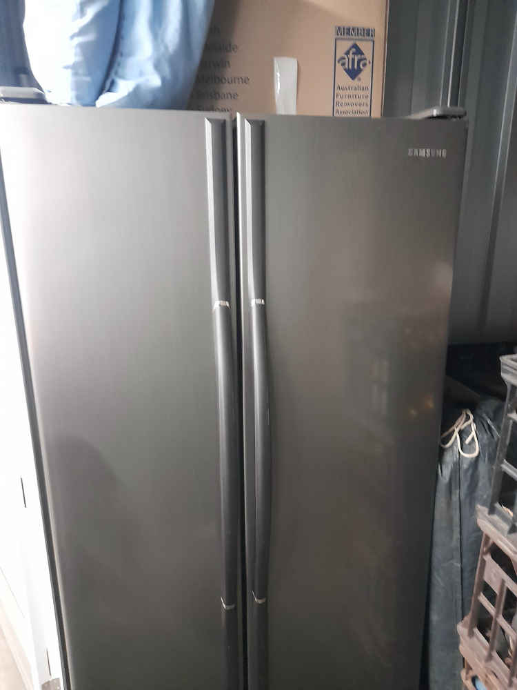 Storage King Belmont Storage Unit auction IB-8914