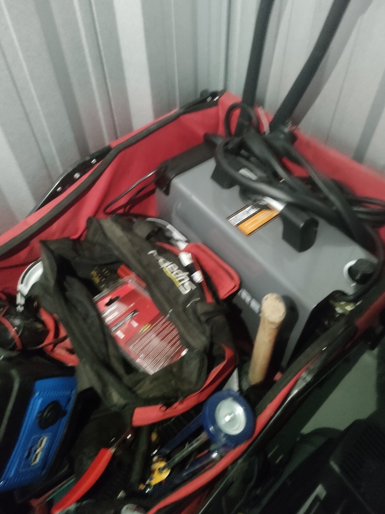 Kennards Self Storage Chermside Self Storage auction IB-6327