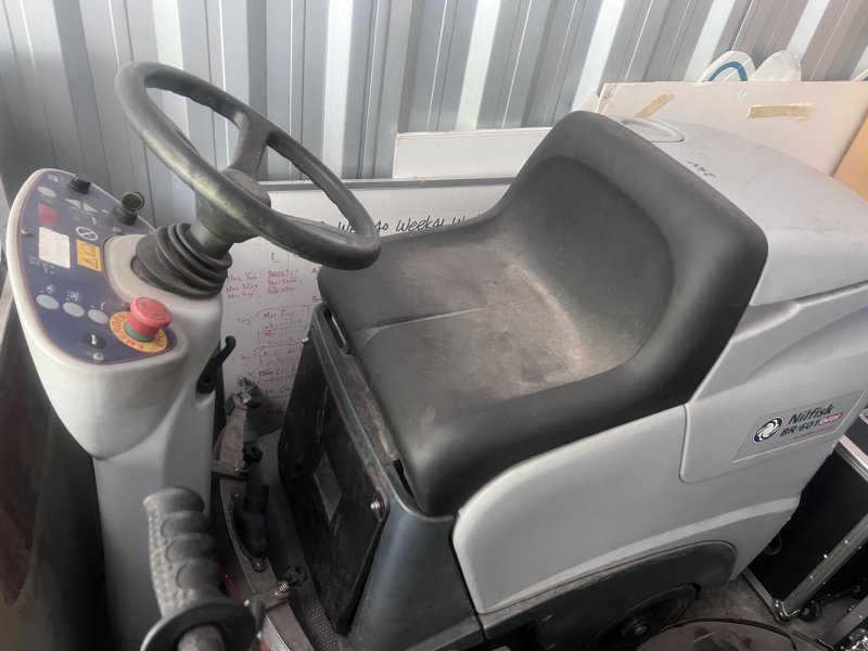 Fort Knox Self Storage Ringwood Storage Unit auction IB-3377