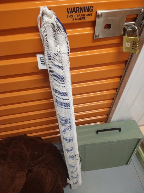 Kennards Self Storage Baringa Abandoned Storage Auctions auction IB-2320