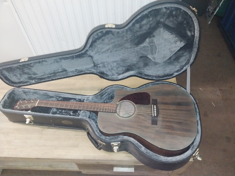 Storage King Cleveland Storage Unit auction IB-8416