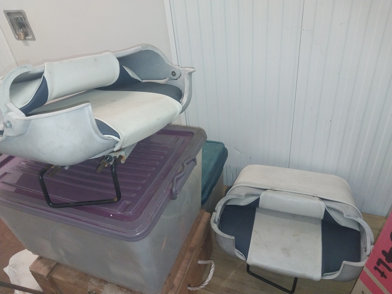 Storage King Cleveland Abandoned Storage garage Auctions auction IB-8416