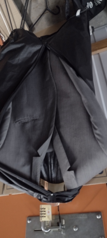 Kennards Self Storage Preston Abandoned Storage Auctions auction IB-6025