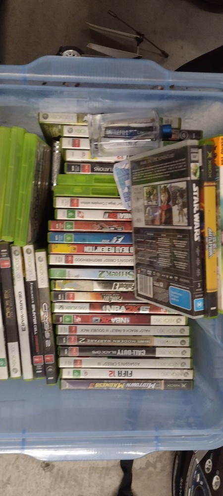 Kennards Self Storage Preston Self Storage Auctions Australia auction IB-6025