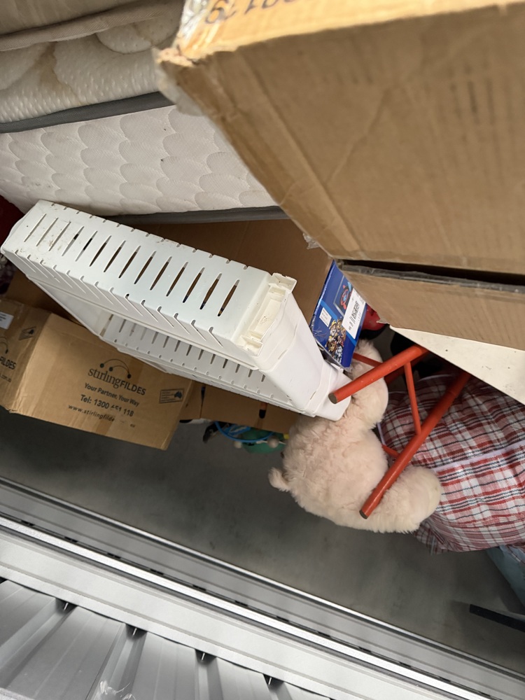 Loxon Storage Caboolture Storage Unit auction IB-7632