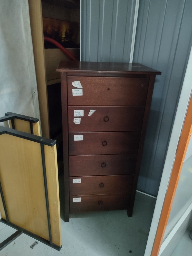 Kennards Self Storage Flemington Self Storage Unit auction IB-8290