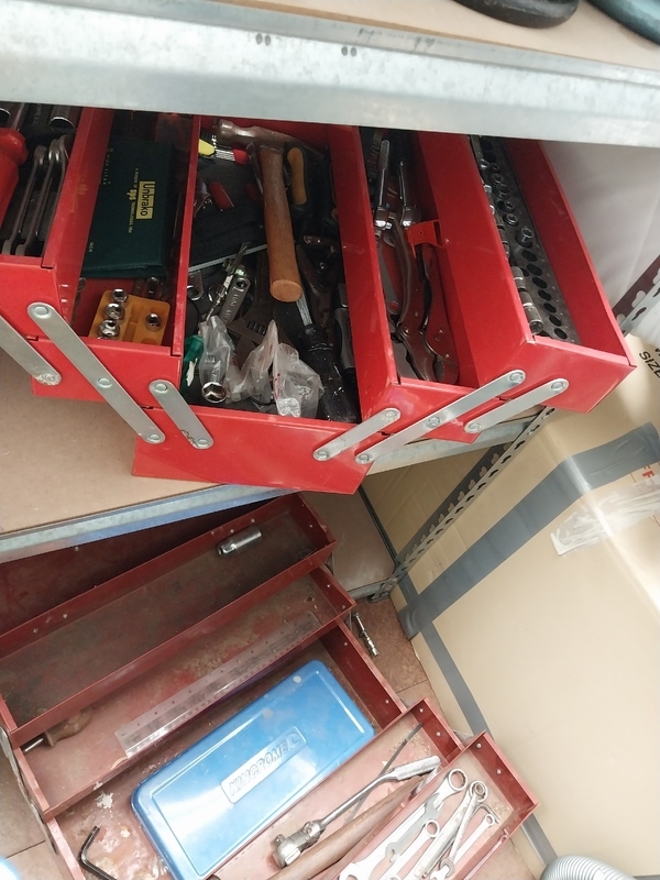 Storage King Osborne Park Abandoned Storage garage Auctions auction IB-7287