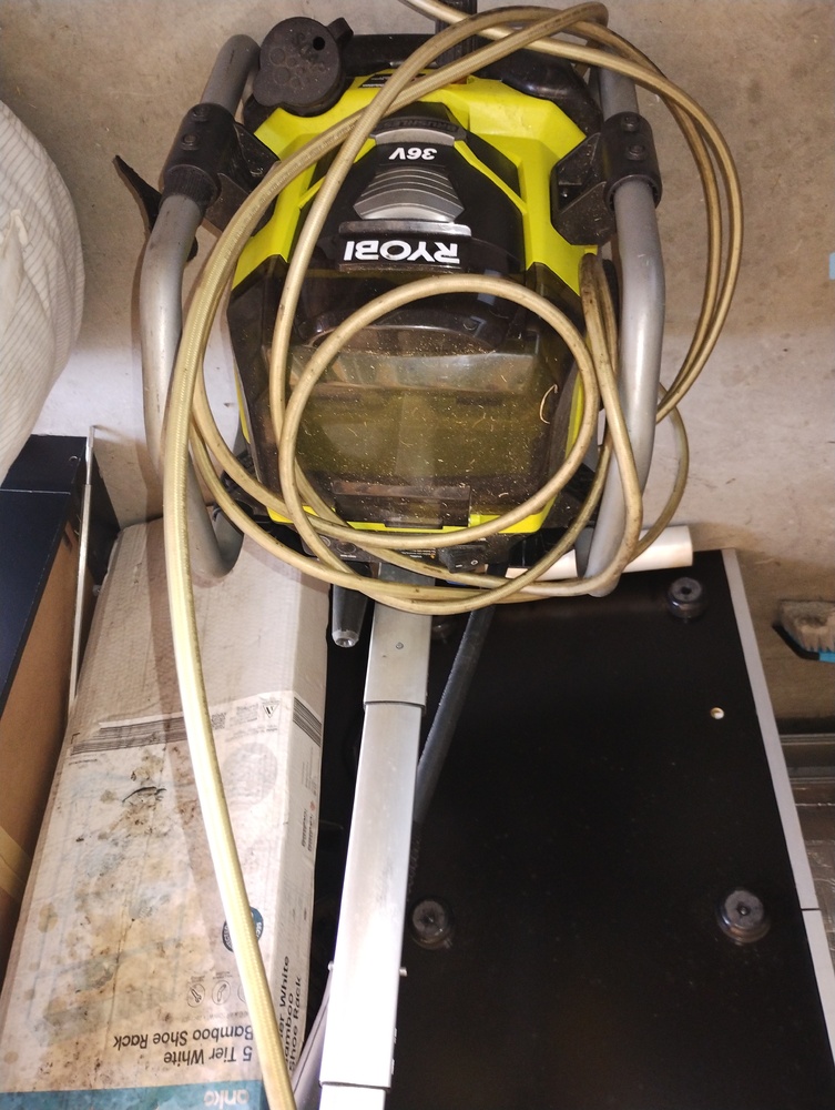 Kennards Self Storage Warrawong Self Storage Facility Unit auction IB-8174