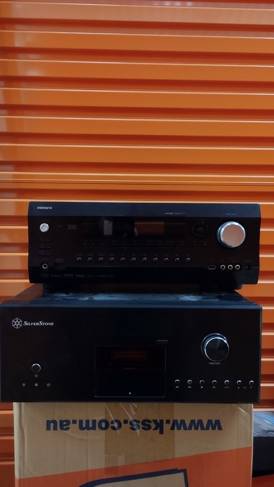 Kennards Self Storage Camperdown Abandoned Storage garage Auctions auction IB-9445