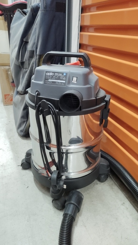 Kennards Self Storage Camperdown Storage lock up Auctions auction IB-9445