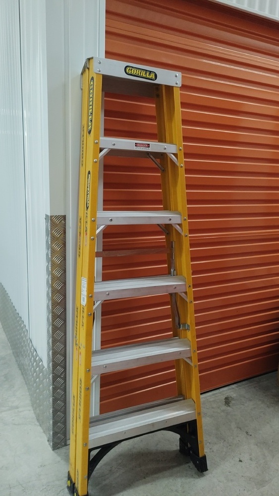 Kennards Self Storage Camperdown Storage lock up Auctions auction IB-9445