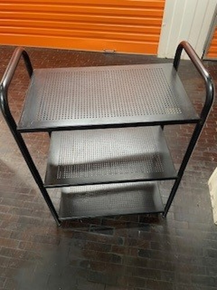 Kennards Self Storage Camperdown Storage Auctions auction IB-7947