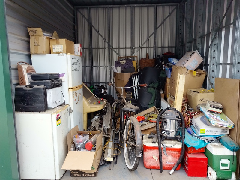 Penrith Lock Up Storage Units Abandoned Self Storage Auctions auction IB-5502