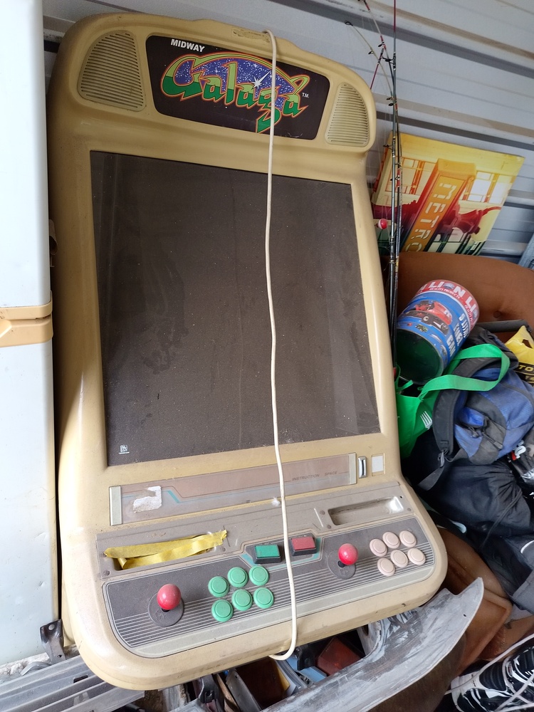 Penrith Lock Up Storage Units Abandoned Storage shed Auctions auction IB-5502