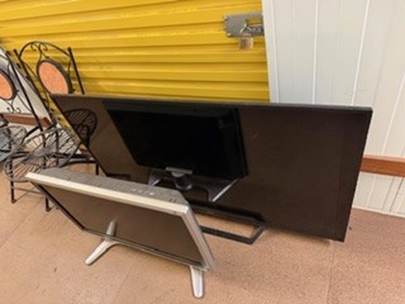 Self Storage Select Abandoned Storage Auctions auction IB-3291