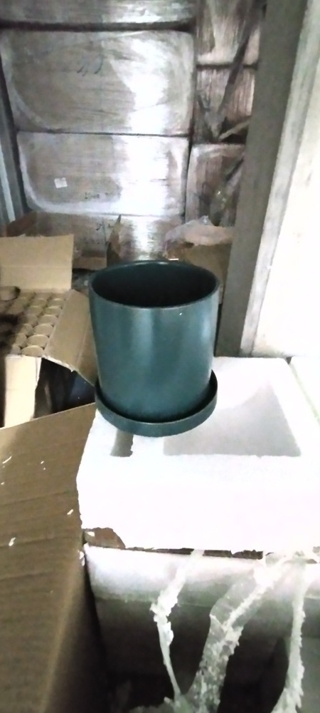 Kennards Self Storage Preston Abandoned Storage garage Auctions auction IB-8223