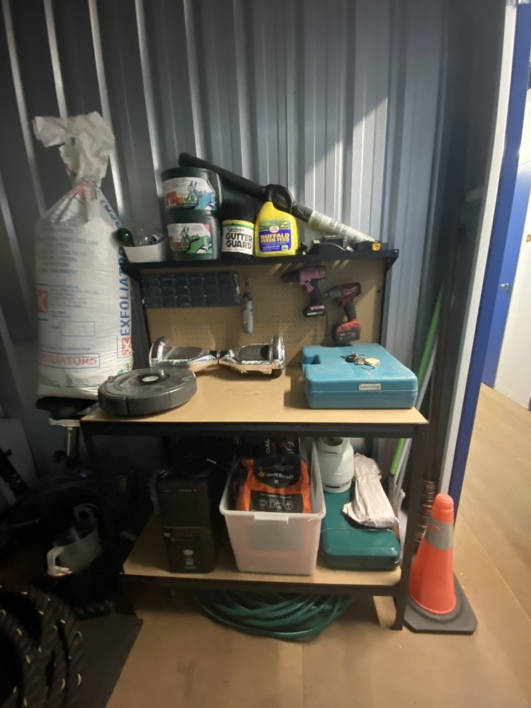 D. Carter - Private Seller Storage auction IB-3229