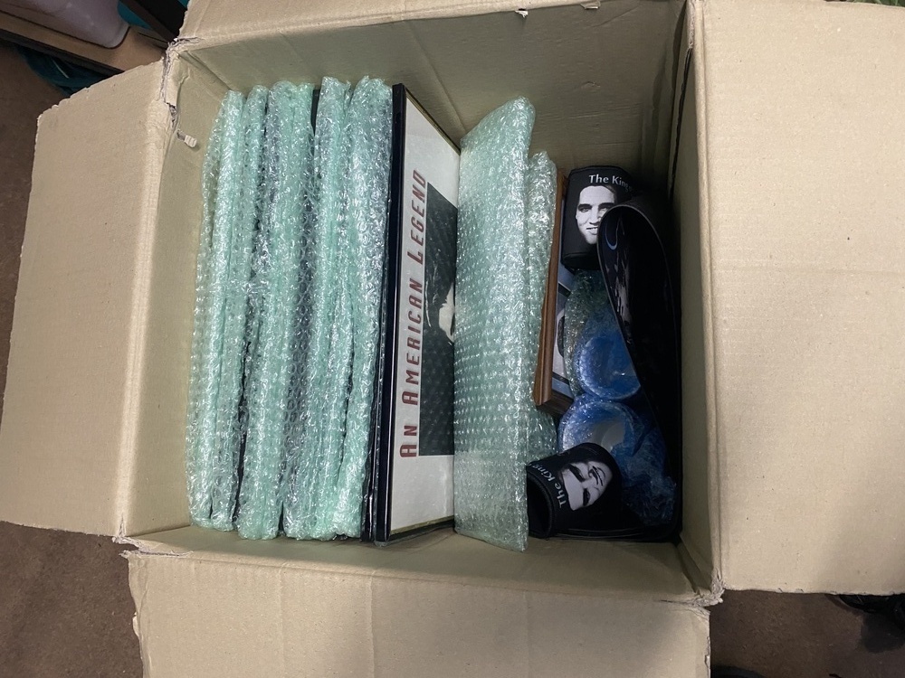 D. Carter - Private Seller Self Storage Auctions auction IB-3229