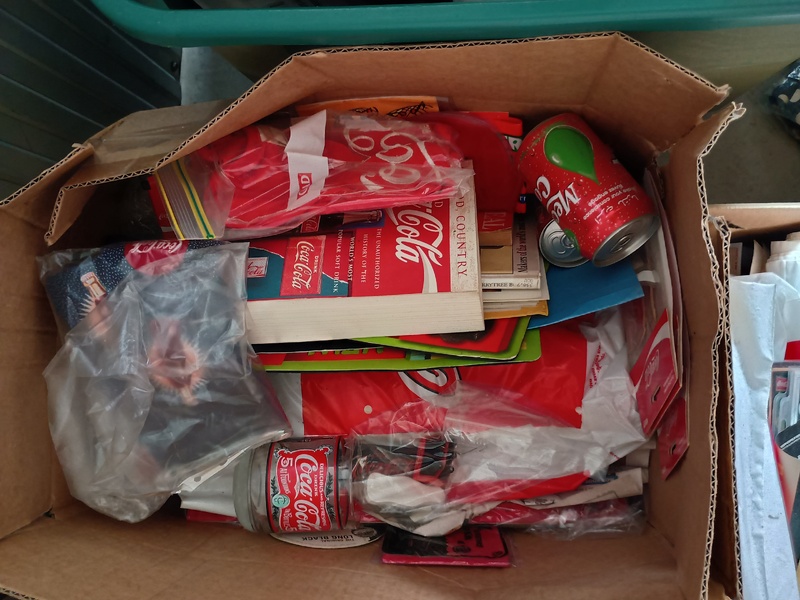 Kennards Self Storage Wetherill Park Storage Unit Auction auction IB-6608