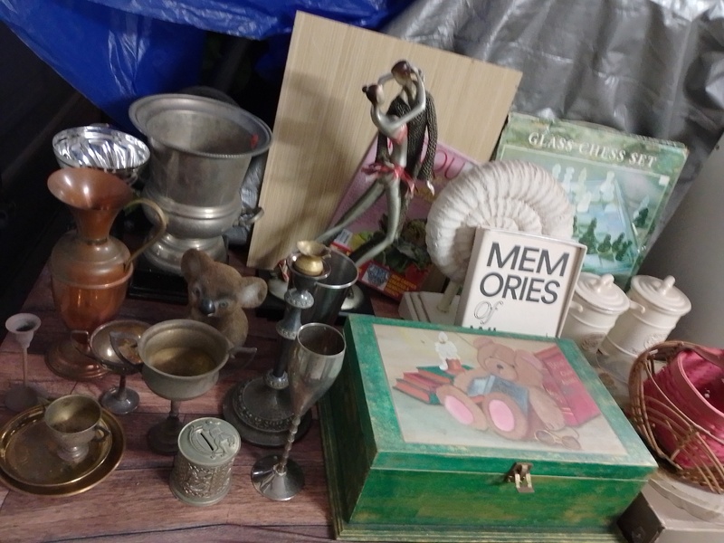 V. Blackburn - Private Seller Abandoned Storage garage Auctions auction IB-2911