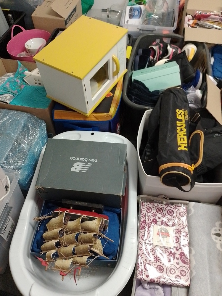 V. Blackburn - Private Seller AustraliaÂ Storage Auctions auction IB-2911