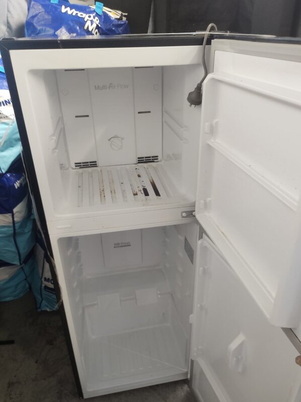 Kennards Self Storage Bankstown Abandoned Storage shed Auctions auction IB-4954