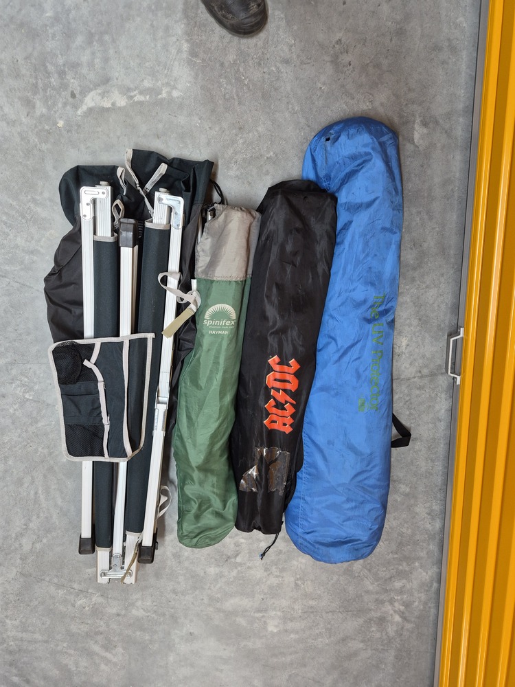 Rent a Space Queanbeyan Bid on Storage Unit auction IB-2701