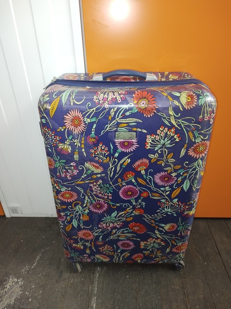 Kennards Self Storage Ultimo 2 Abandoned Storage Auctions auction IB-6485