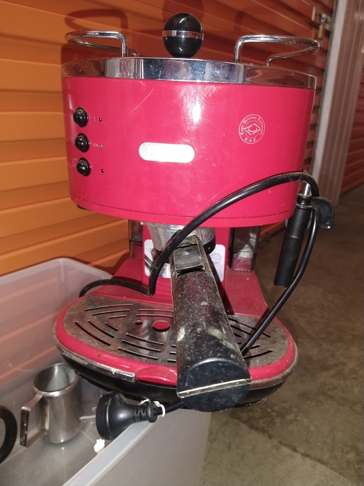 Kennards Self Storage Rydalmere Abandoned Self Storage Auctions auction IB-8531