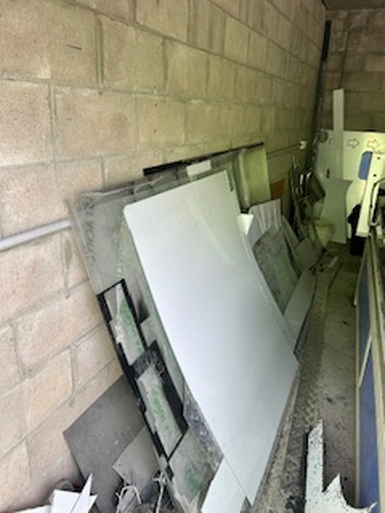 A1 Budget Self Storage Bid on Storage auction IB-9653