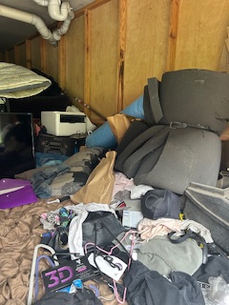 A1 Budget Self Storage Bid on Storage Unit auction IB-7720