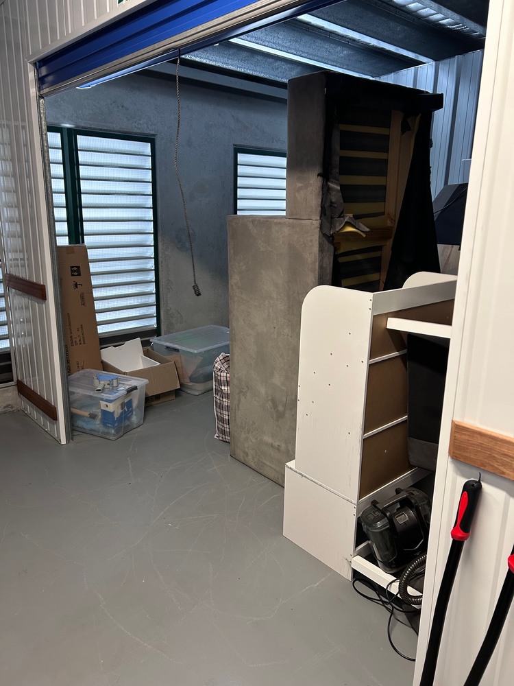 KeepSafe Storage Redbank Storage auction IB-3533