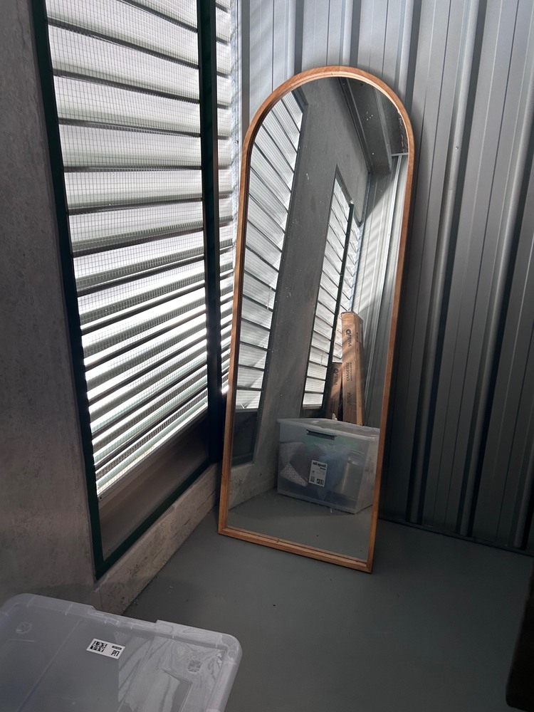 KeepSafe Storage Redbank Bid on Storage Unit auction IB-3533